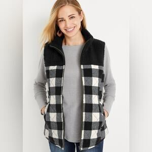 NWT Maurices Black Buffalo Plaid Sherpa Block Full Zip Vest Black/White Size XS